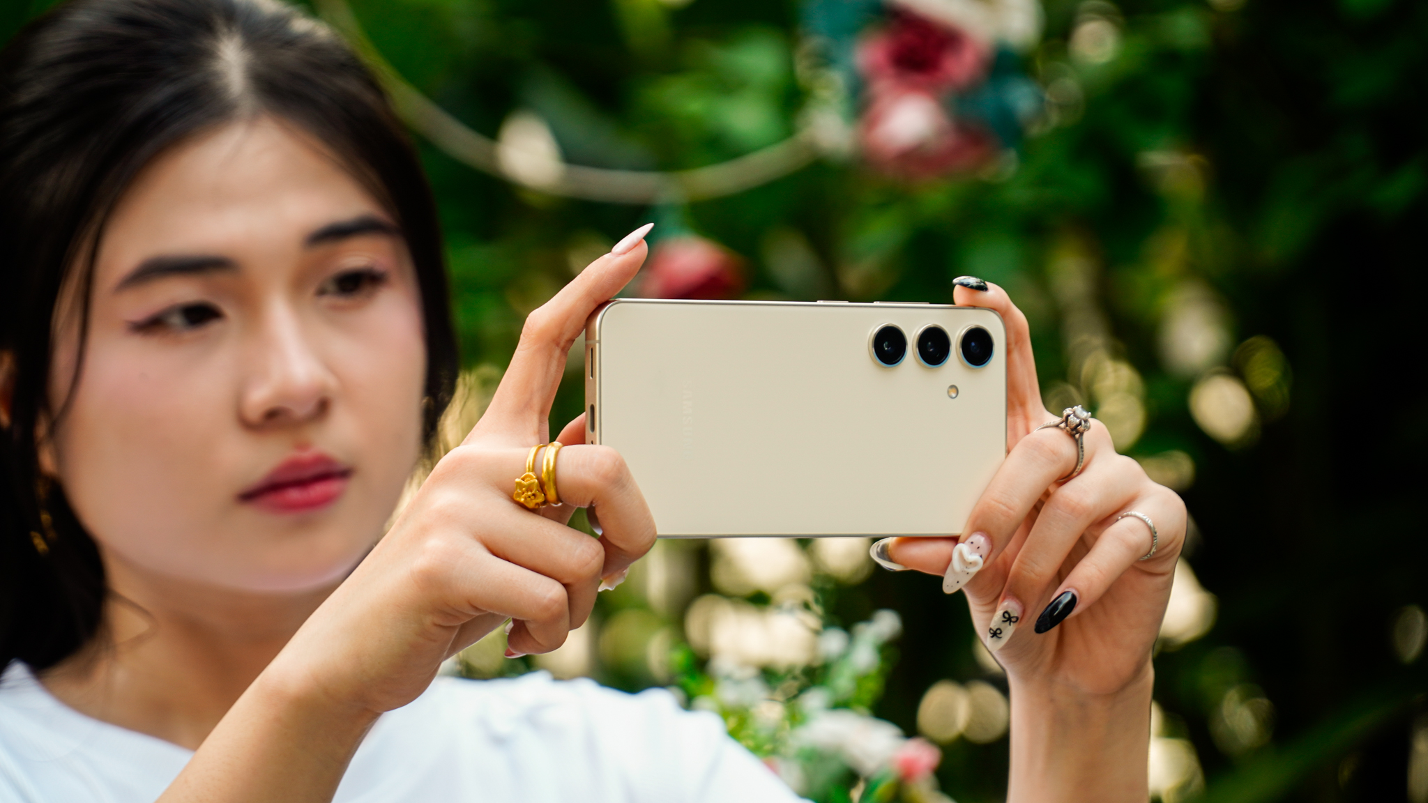 Nếu các bạn có nhu cầu tìm mua flagship Android nhỏ gọn, cấu hình mạnh,...