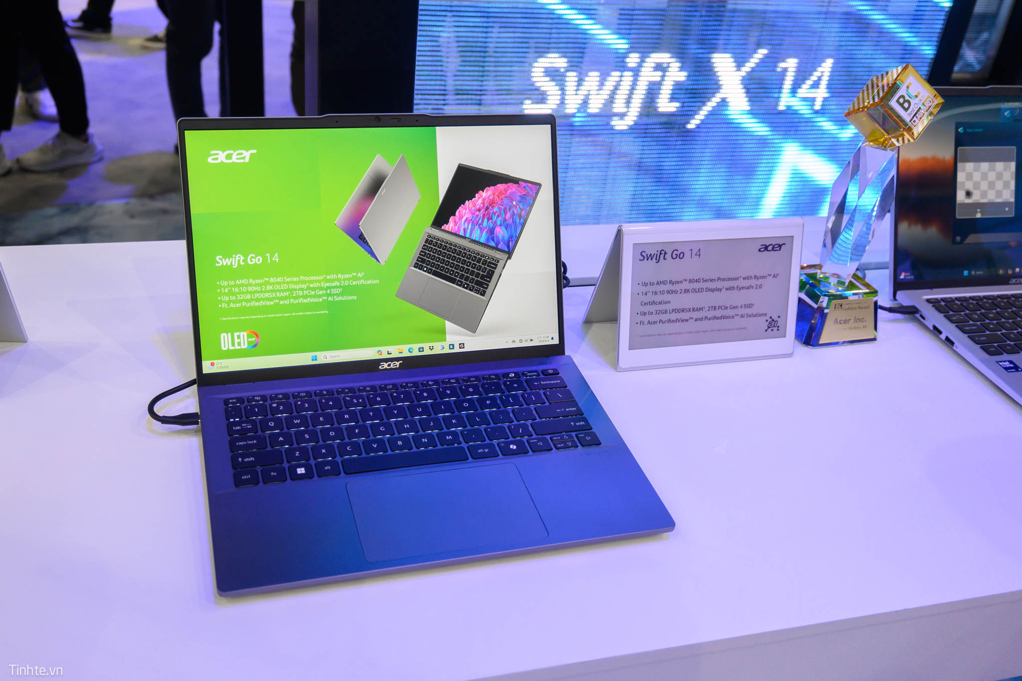 Acer-Swift-Go-14.jpg