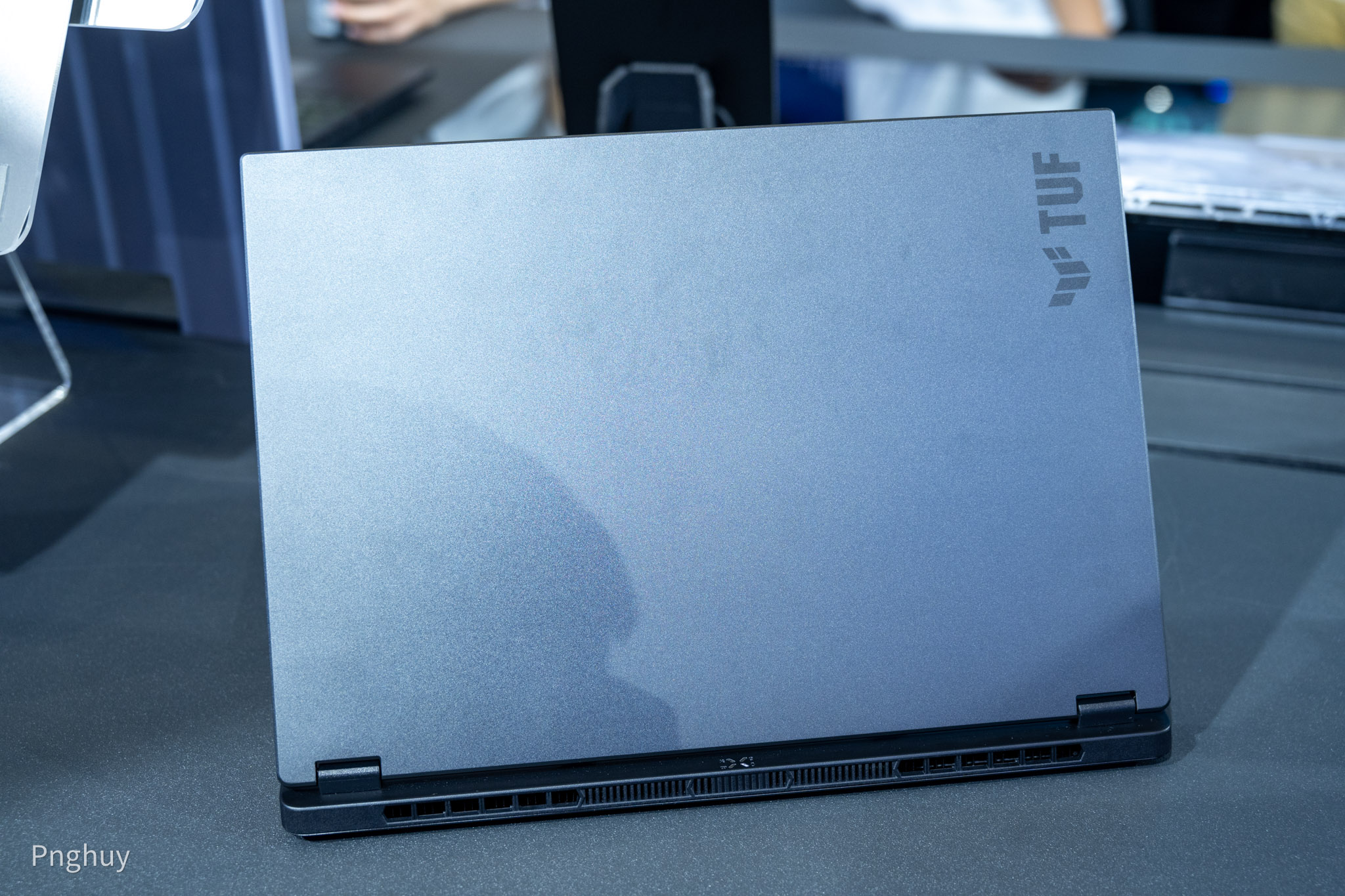 trentay-ASUS-TUF-A14-Computex-2024-08.jpg