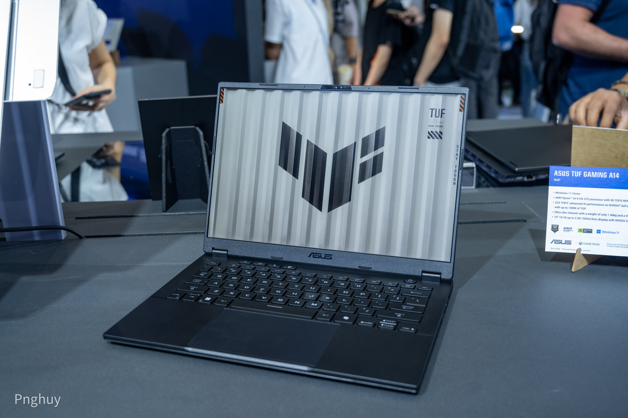 trentay-ASUS-TUF-A14-Computex-2024-15.jpg