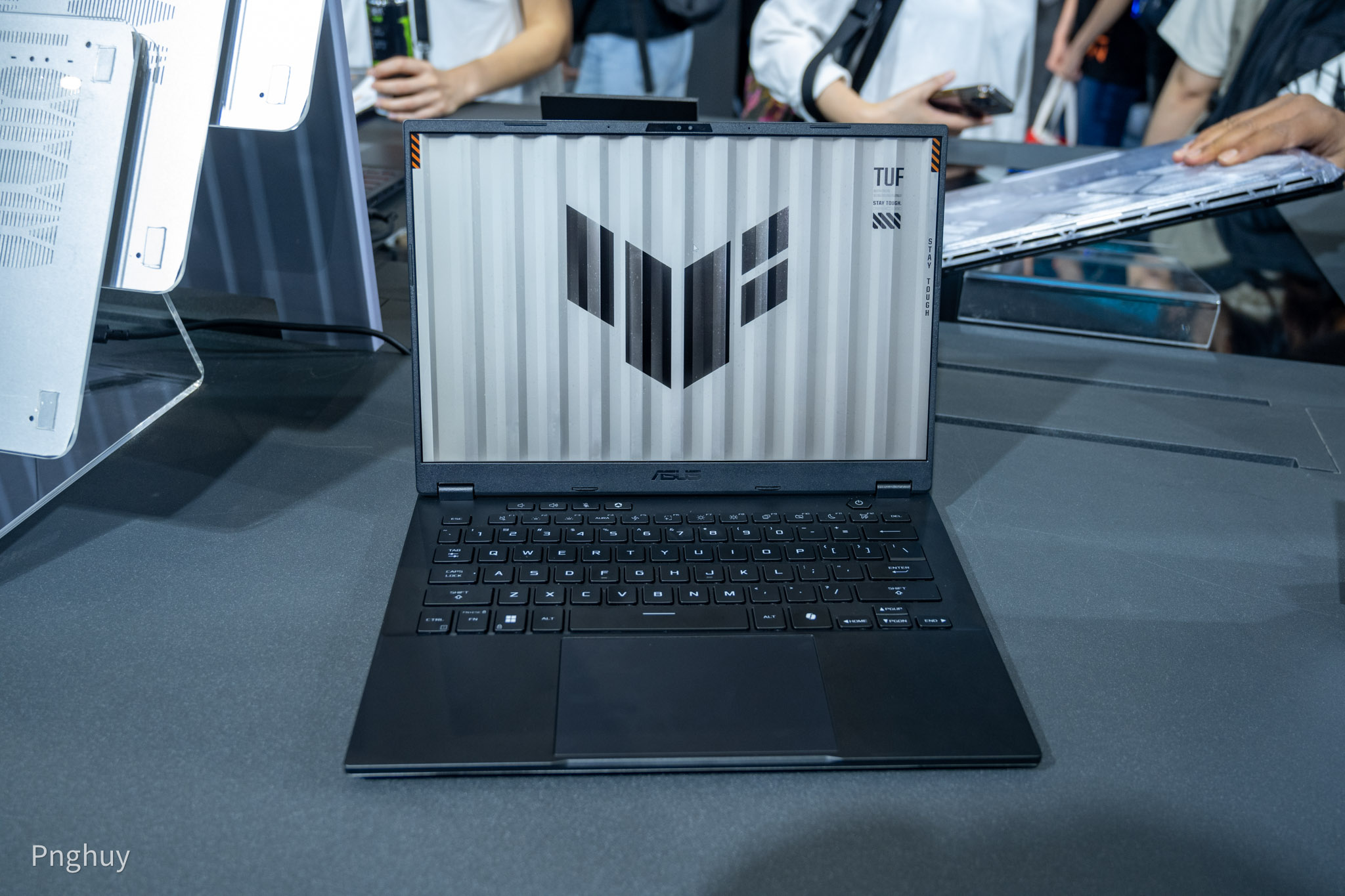 Computex24: Trên tay ASUS TUF Gaming A14: Máy nhỏ gọn nhưng cấu hình mạnh, đạt chuẩn Copilot+ PC