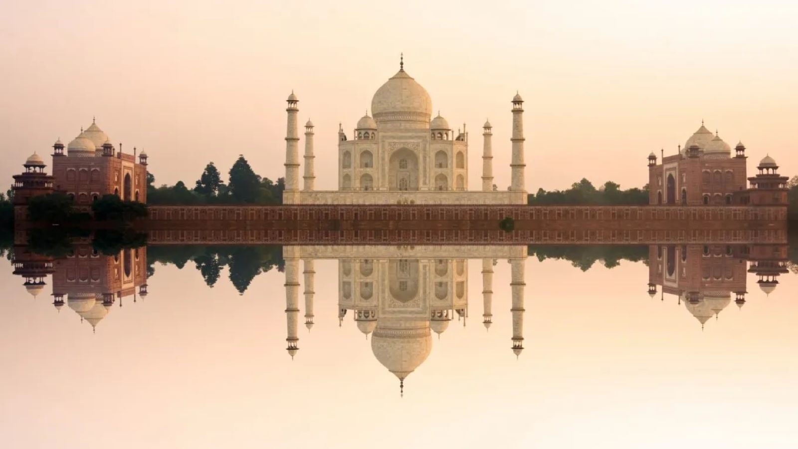 taj-mahal-soi-bong-ben-song-yamuna.jpg