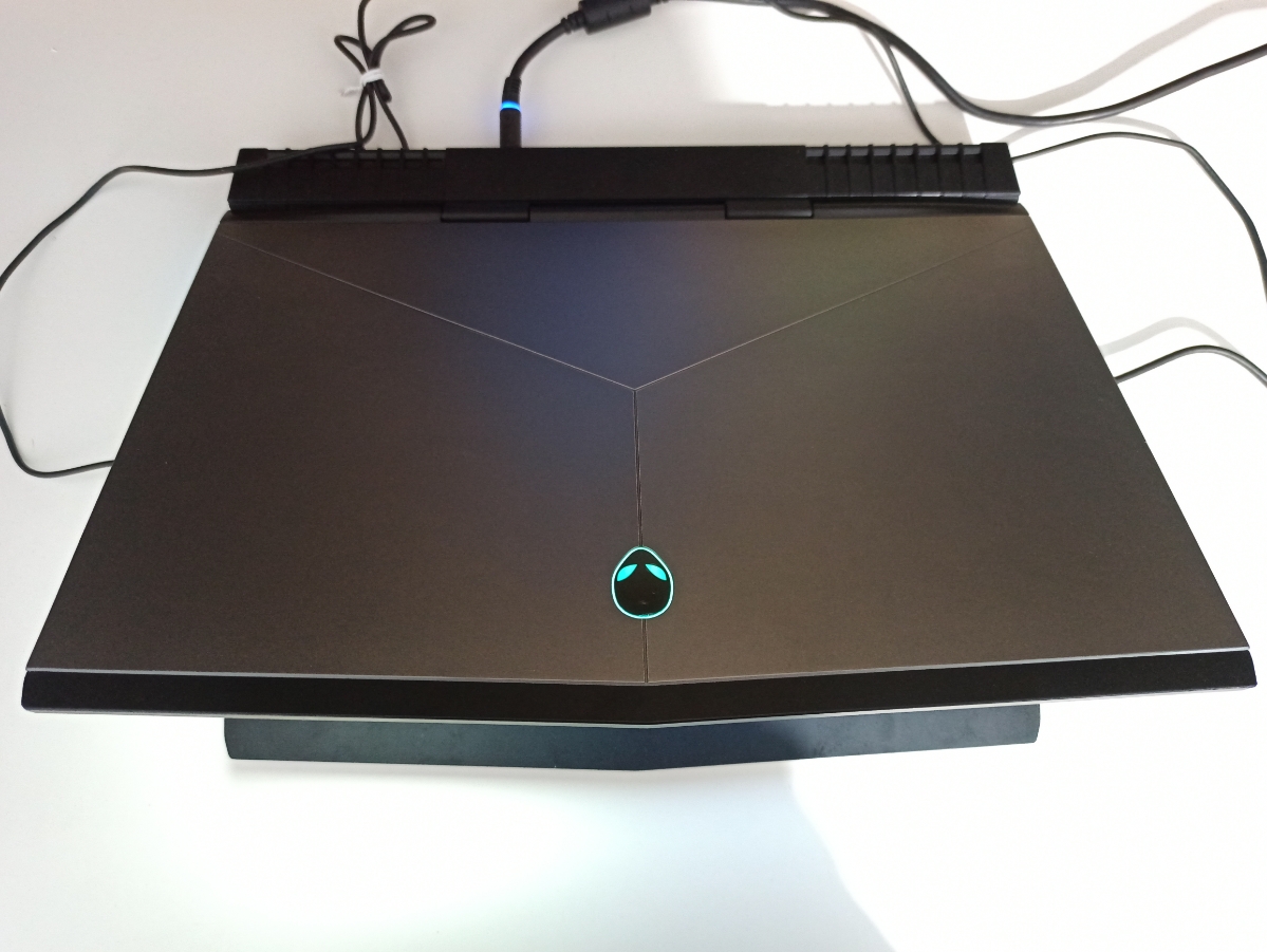 Cuối tuần thư giãn bằng game trên con Alienware :D | Viết bởi Cuong Nb