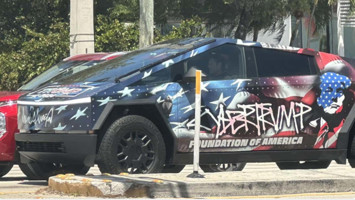 Vài hình ảnh xe bán tải Tesla CyberTruck.