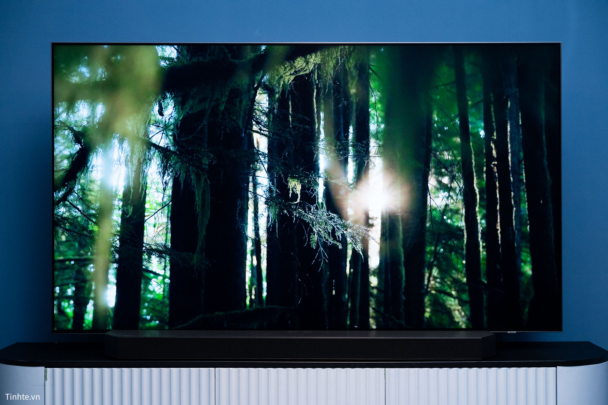 review-tivi-samsung-qled-4k-qn90d-21.jpg