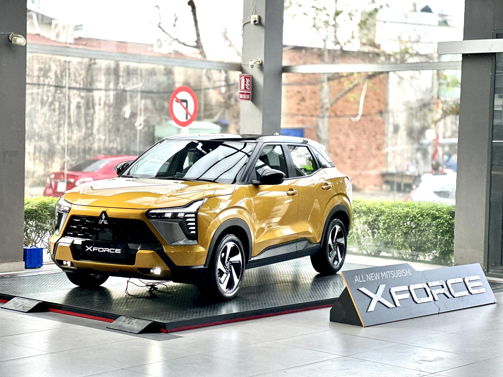 Mitsubishi XFORCE Ultimate chốt giá từ 705 triệu Đồng, giao xe trong tháng 6