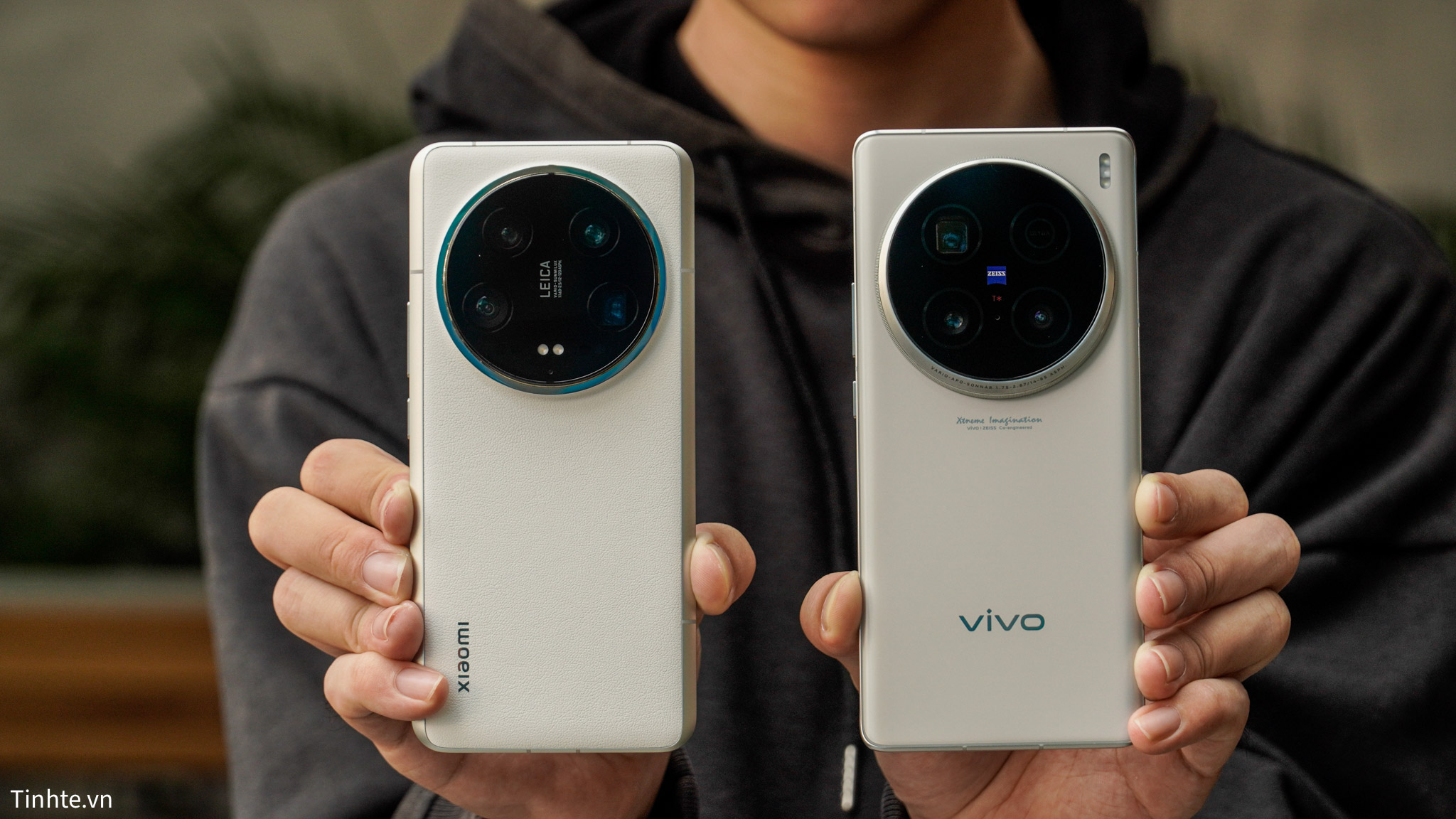 So sánh thiết kế Xiaomi 14 Ultra VS vivo X100 Ultra: Kẻ tám lạng, người nửa cân