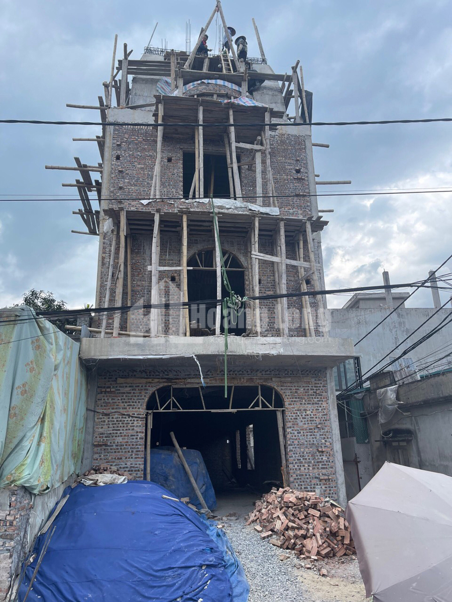 Bạn thích làm nhà phố tân cổ điển hay hiện đại? Lâu lâu em mới nhận 1 công trình tân cổ điển, còn...