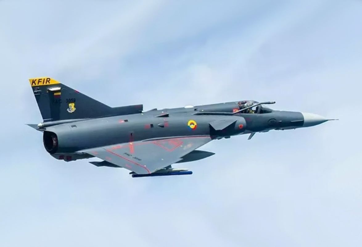tiem-kich-kfir-cua-khong-quan-colombia.jpg