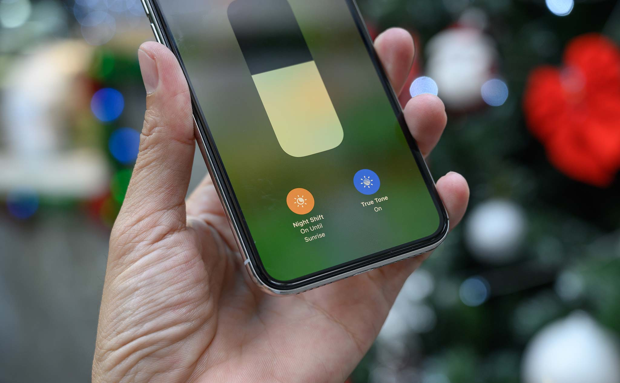 Apple sẽ cho phép kích hoạt tính năng True Tone trên màn hình "lô" từ cuối năm nay