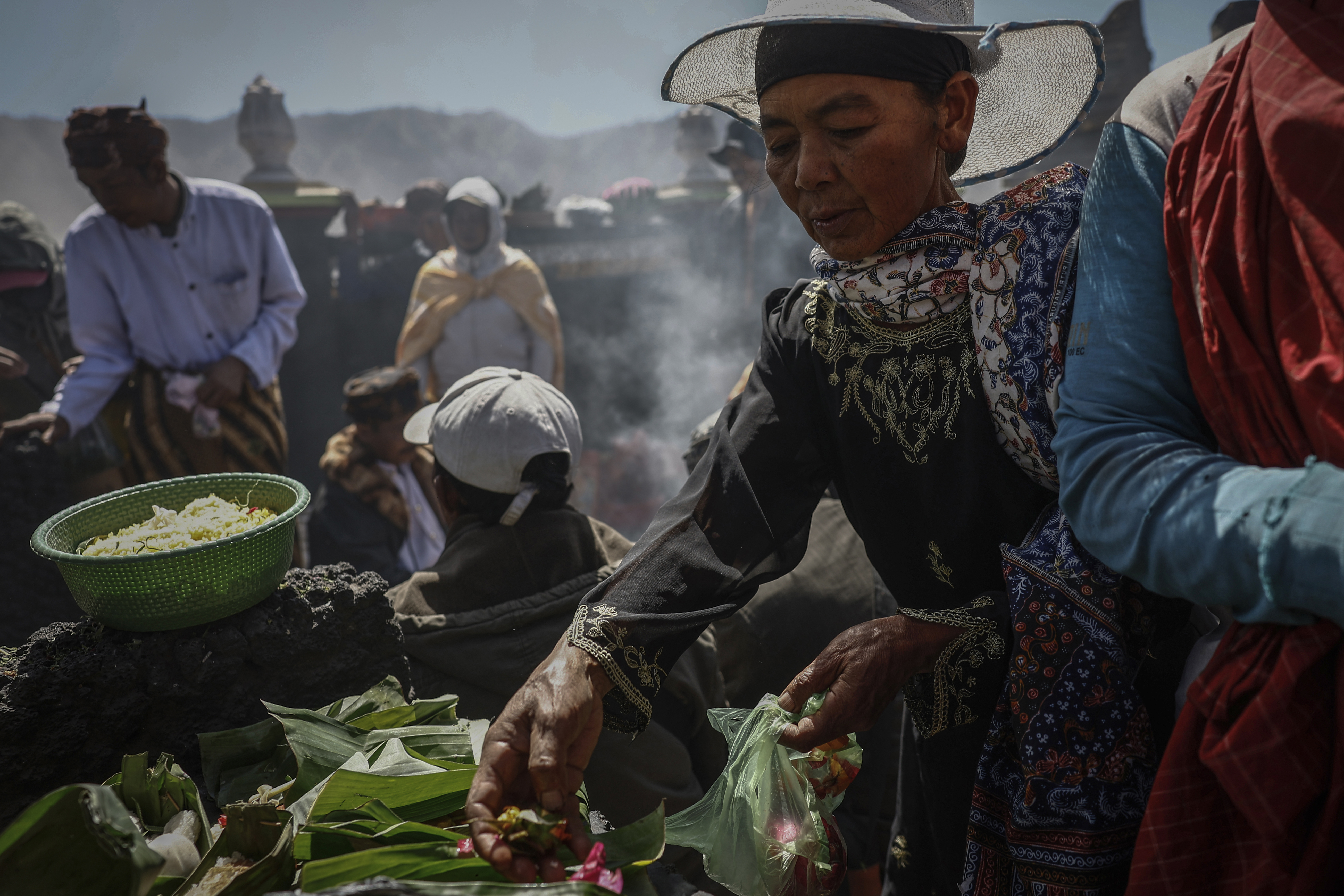 tinhte-Tengger-te-le-cau-mua-7.jpg