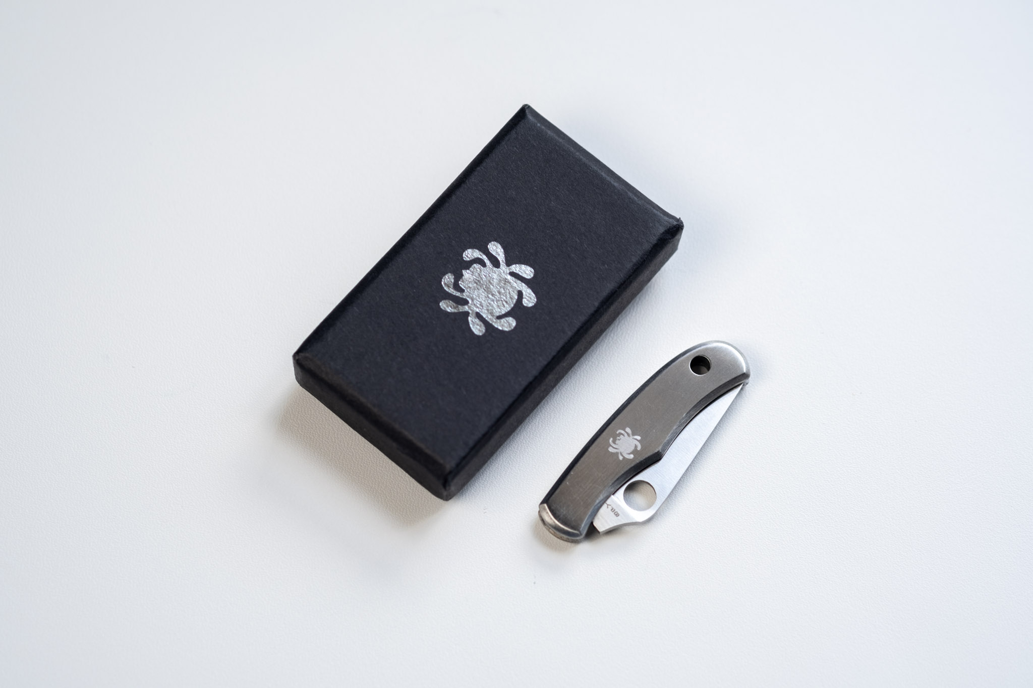 tinhte-spy-derco-knife-10.jpg